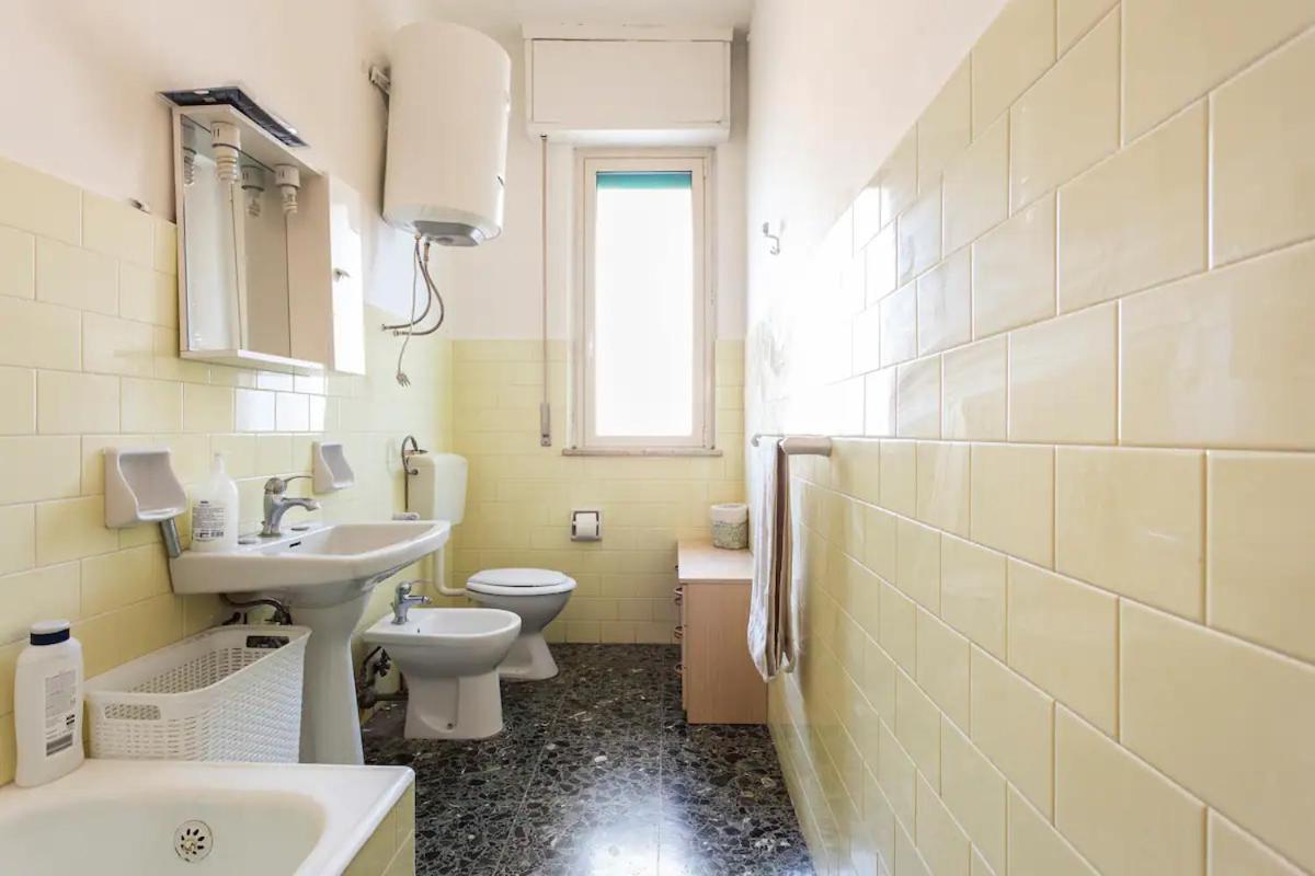 Top Floor Apartment Near Historic Fortino Catania Exterior foto